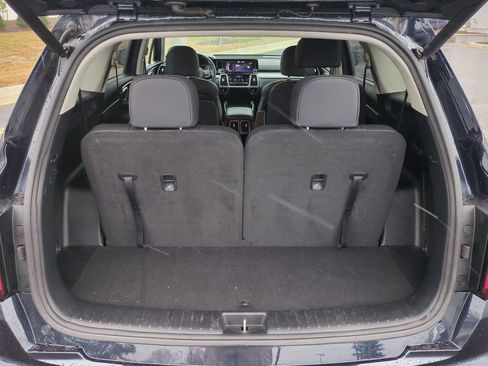 Used 2023 Kia Sorento EX image 13