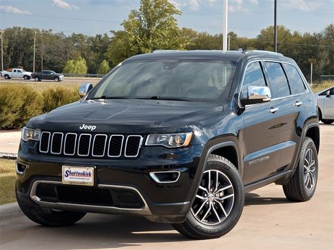 Used 2017 Jeep Grand Cherokee Limited image 2