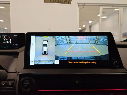 New 2026 Toyota Prius Plug-In Hybrid w/ Limited Premium Package image 30