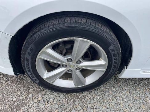 Used 2014 Chevrolet Cruze LT w/ RS Package FWD image 28