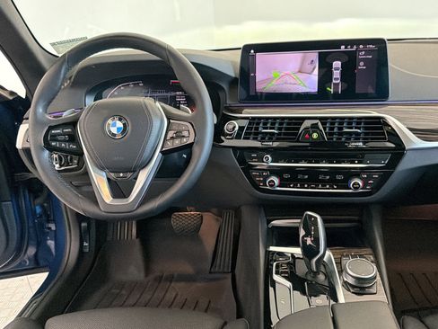 Used 2022 BMW 530i xDrive w/ Premium Package AWD/4WD image 30