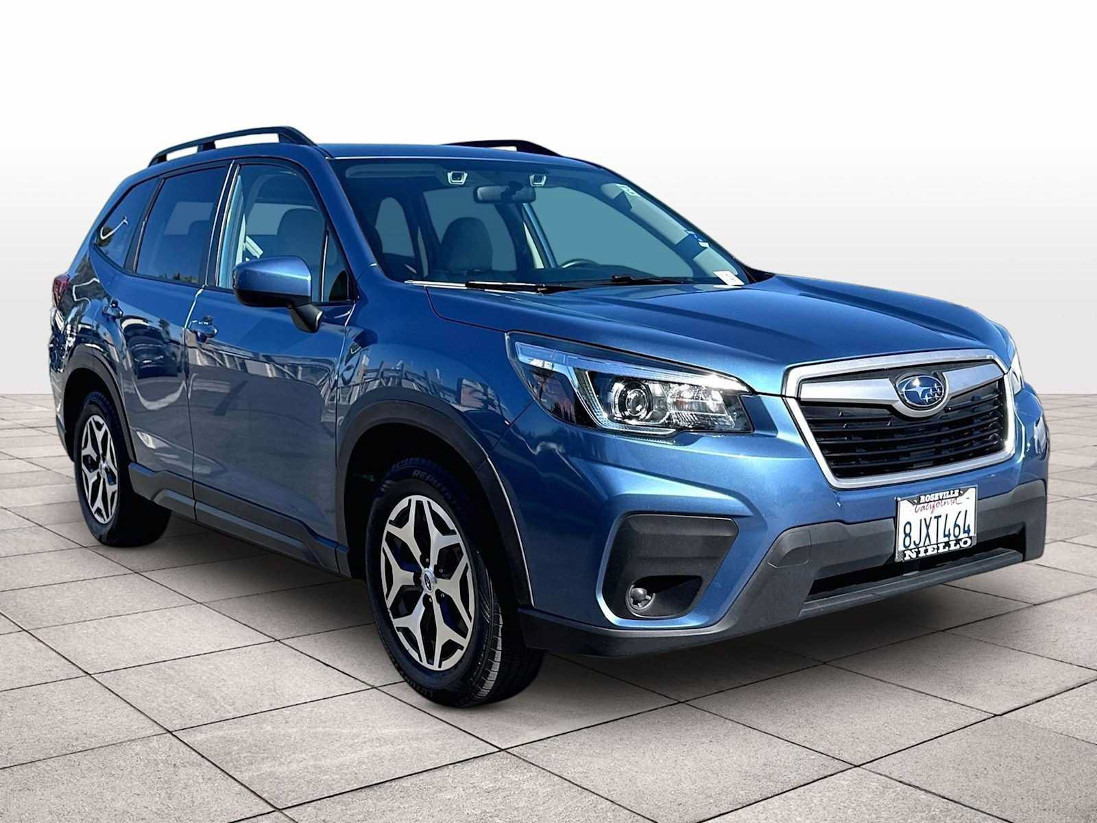 Used 2019 Subaru Forester Premium AWD/4WD image 2