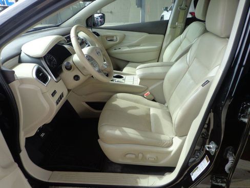 Used 2017 Nissan Murano Platinum w/ Platinum Technology Package image 13