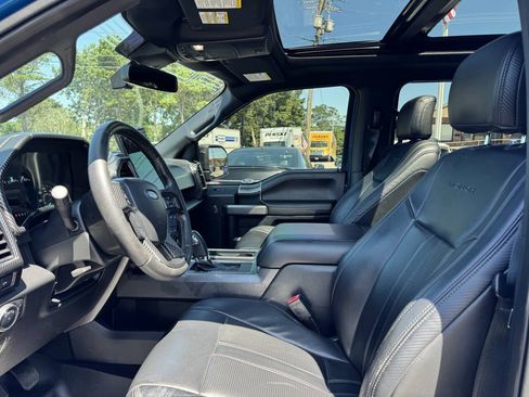 Used 2019 Ford F150 XLT w/ Equipment Group 302A Luxury AWD/4WD image 17