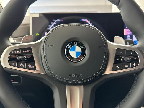 New 2026 BMW X7 xDrive40i w/ M Sport Package image 16