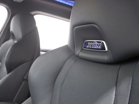 Used 2023 BMW XM AWD/4WD image 30