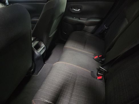 Used 2025 Honda HR-V Sport image 11