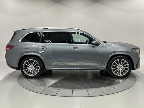 New 2025 Mercedes-Benz GLS 450 4MATIC image 8
