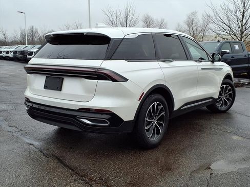 Used 2024 Lincoln Nautilus Premier w/ Equipment Group 102A image 37