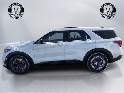 New 2026 Ford Explorer ST w/ Sun And Sound Package image 8