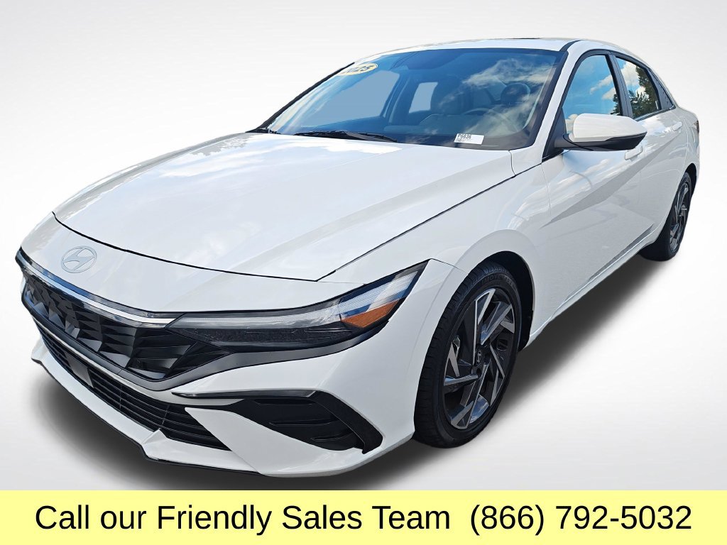 Used 2025 Hyundai Elantra Limited FWD image 1