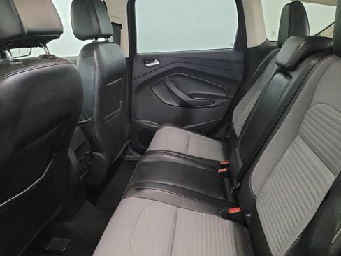 Used 2017 Ford Escape SE w/ SE Sport Appearance Package AWD/4WD image 18