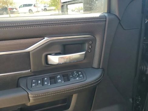 New 2025 RAM 2500 Laramie AWD/4WD image 85