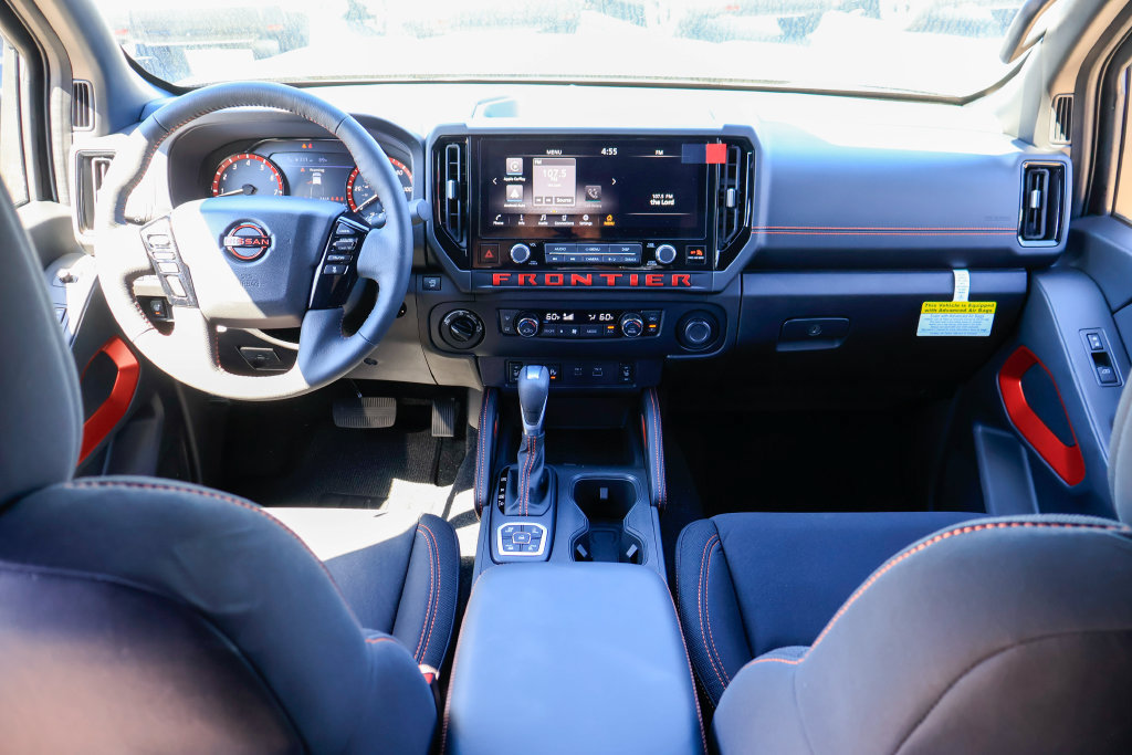 New 2027 Nissan Frontier PRO-4X w/ Pro Convenience Package AWD/4WD image 6