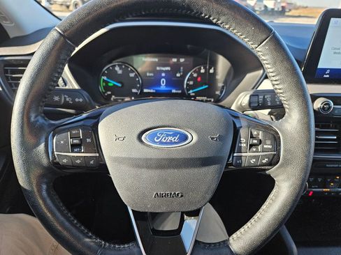 Used 2021 Ford Escape SE w/ Cold Weather Package image 12