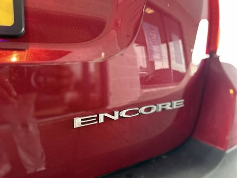 Used 2015 Buick Encore Convenience FWD image 18