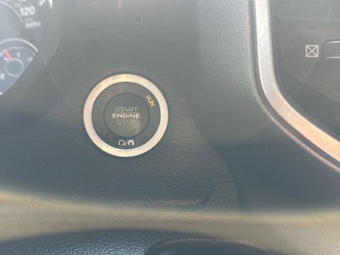 Used 2021 RAM 1500 Big Horn image 23