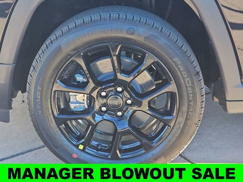 New 2026 Jeep Compass Latitude AWD/4WD image 35