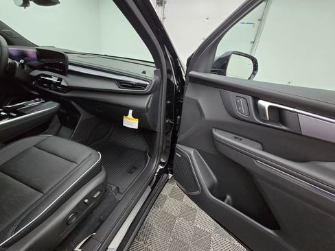 New 2026 Buick Enclave Sport Touring w/ Power Package image 23