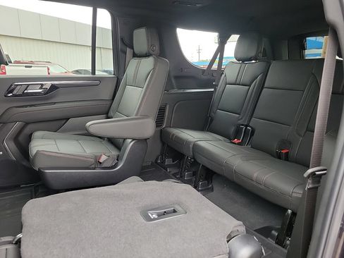 New 2026 Chevrolet Suburban RST w/ Advanced Technology Package AWD/4WD image 8