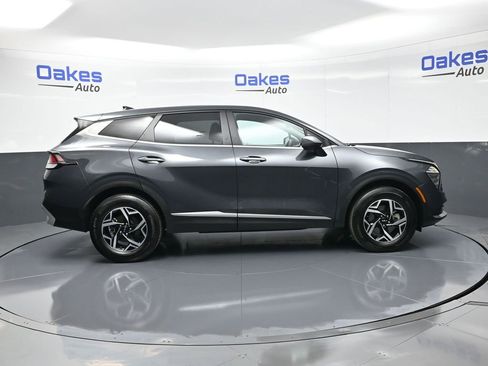 Certified 2024 Kia Sportage LX image 8