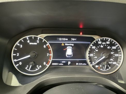 Used 2021 Nissan Rogue SV AWD/4WD image 16