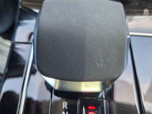 Used 2021 Land Rover Range Rover Velar S AWD/4WD image 24