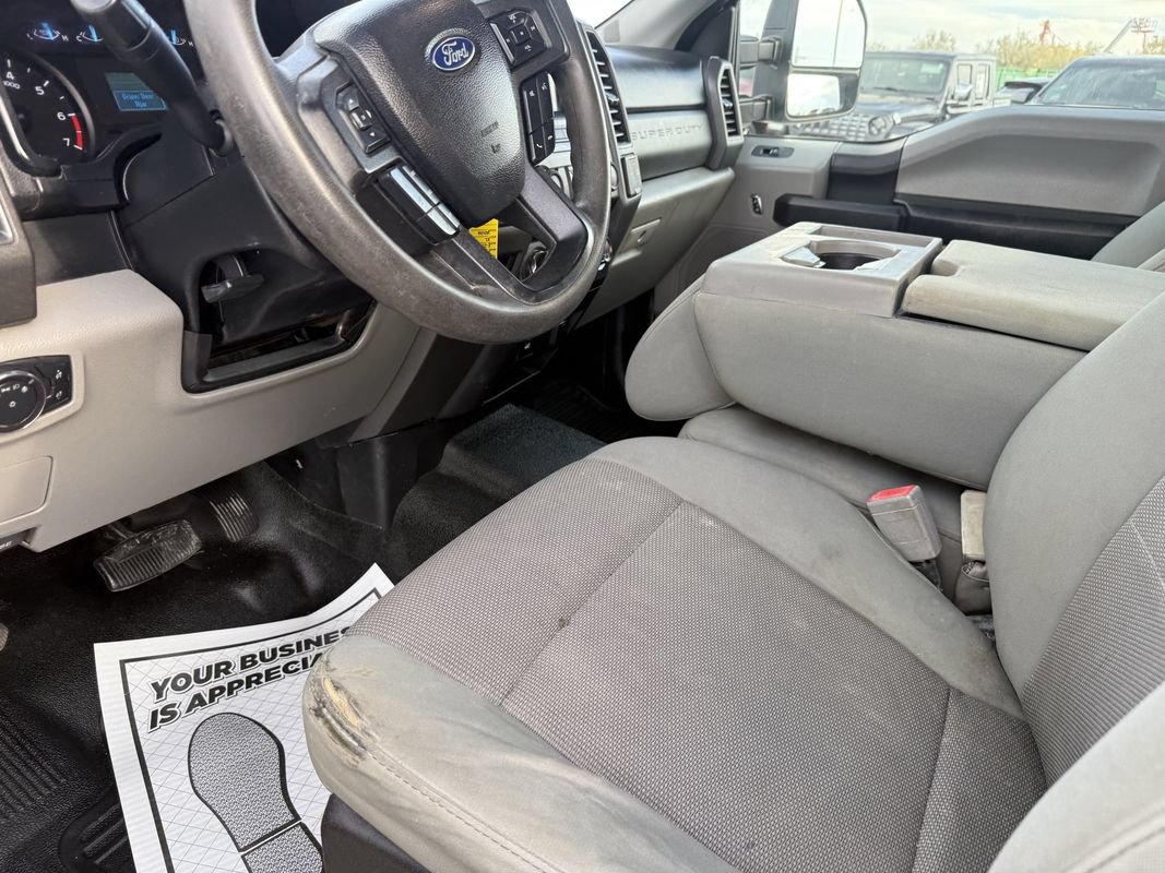 Used 2019 Ford F250 XL w/ Power Equipment Group AWD/4WD image 29