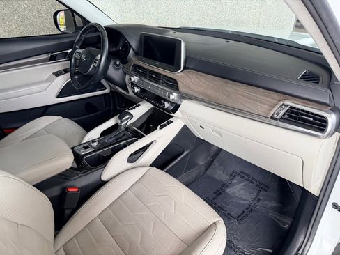 Used 2020 Kia Telluride SX w/ SX Prestige Package image 27