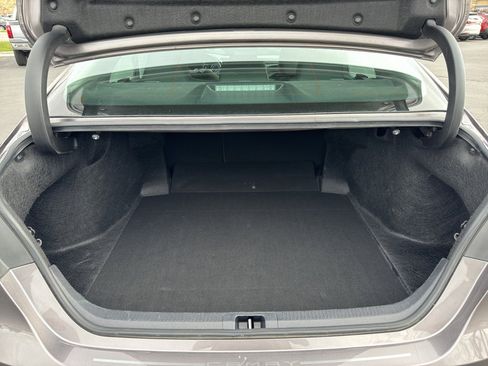 Used 2024 Toyota Camry LE image 7