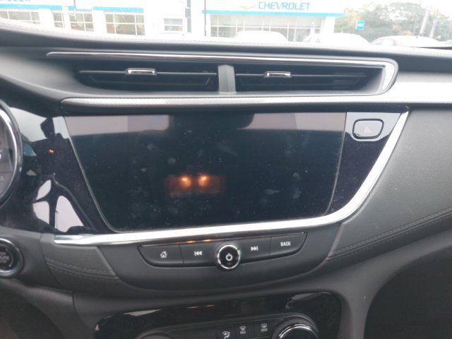 Used 2022 Buick Encore GX Preferred w/ Sport Touring Package FWD image 9
