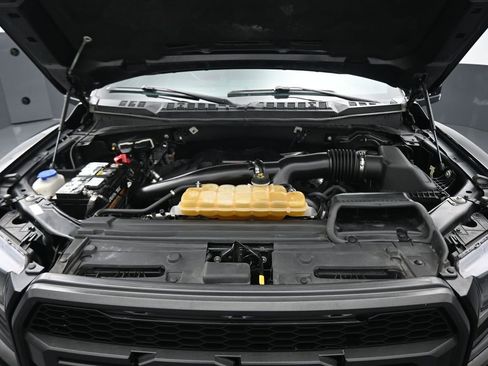 Used 2018 Ford F150 Raptor w/ Equipment Group 802A Luxury image 65