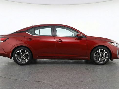 Used 2025 Nissan Sentra SV image 11