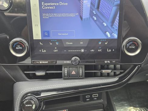 Used 2024 Lexus NX 250 FWD image 21