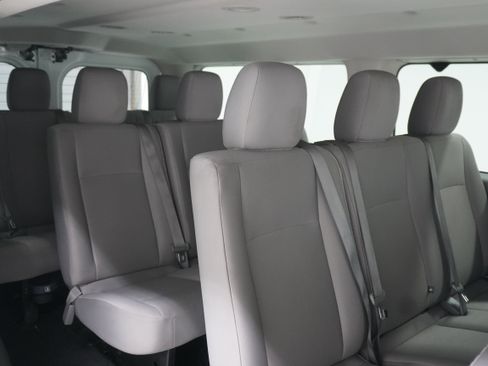 Used 2016 Nissan NV 3500 S w/ Power Package RWD image 12