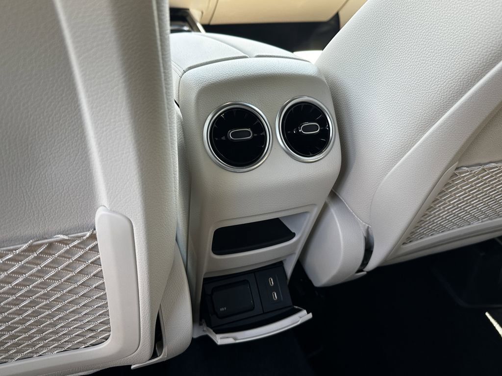 Certified 2025 Mercedes-Benz GLA 250 4MATIC image 26
