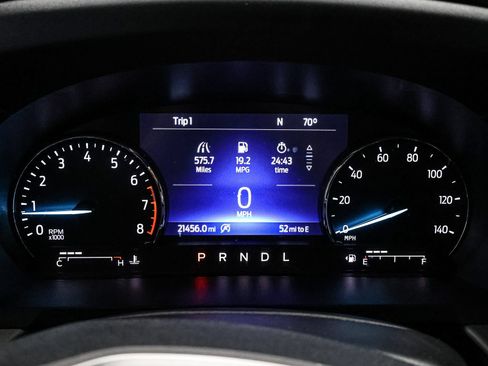 Used 2024 Ford Explorer XLT w/ Equipment Group 202A AWD/4WD image 39