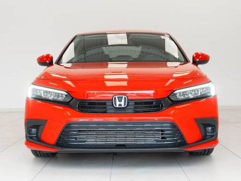 Used 2024 Honda Civic EX image 5