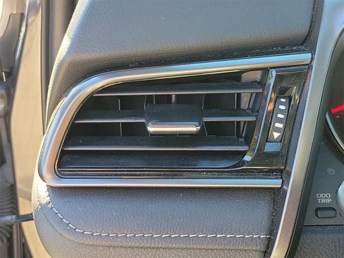 Used 2023 Toyota Camry XSE image 32