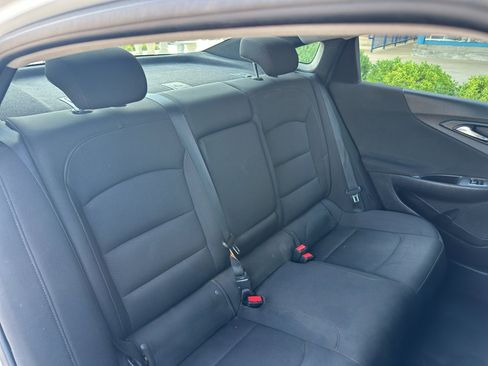 Used 2018 Chevrolet Malibu LT image 29