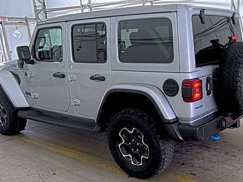Used 2023 Jeep Wrangler Unlimited Rubicon 4xe w/ Cold Weather Group AWD/4WD image 4