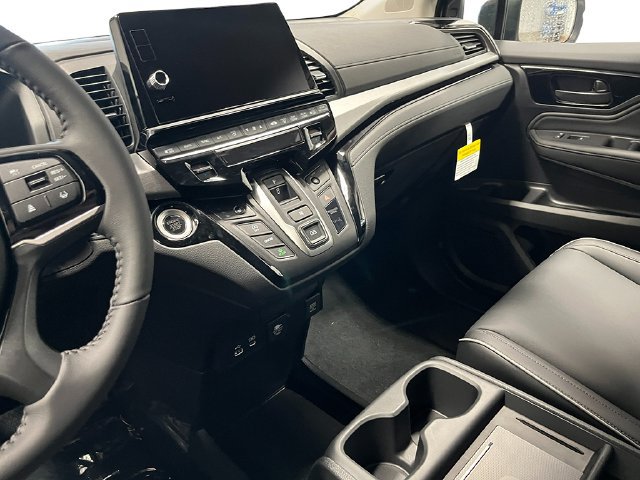 New 2027 Honda Odyssey Touring image 18