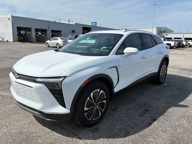 Used 2024 Chevrolet Blazer EV LT AWD/4WD image 10