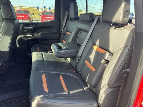 Used 2021 GMC Sierra 1500 AT4 w/ Technology Package AWD/4WD image 21