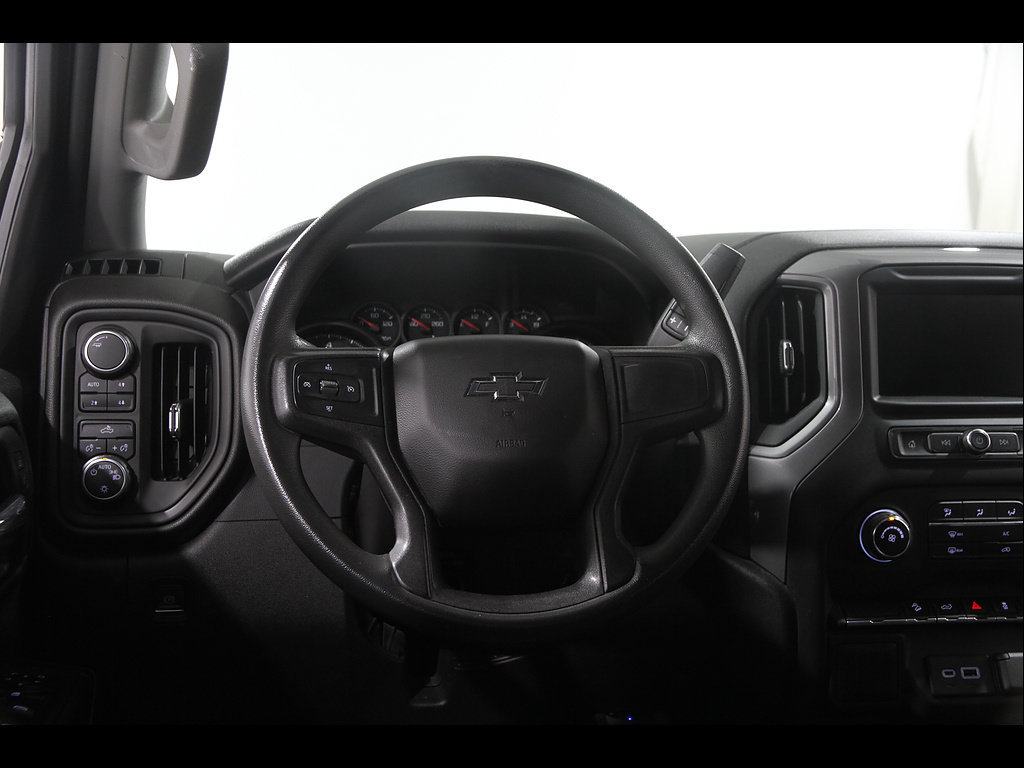 Used 2021 Chevrolet Silverado 1500 Custom Trail Boss w/ LPO, Dark Essentials Package AWD/4WD image 7