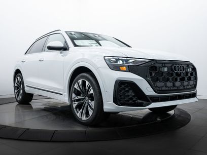 New 2025 Audi Q8 Premium Plus