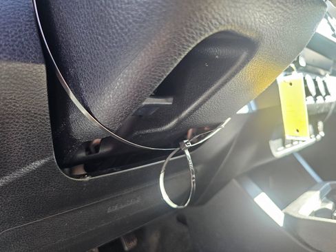 Used 2020 Toyota Tacoma TRD Off-Road image 31