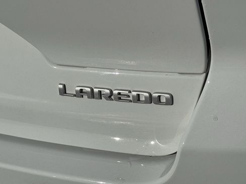 Used 2024 Jeep Grand Cherokee Laredo w/ Luxury Tech Group I image 42