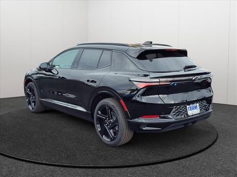 New 2026 Chevrolet Equinox EV RS image 4