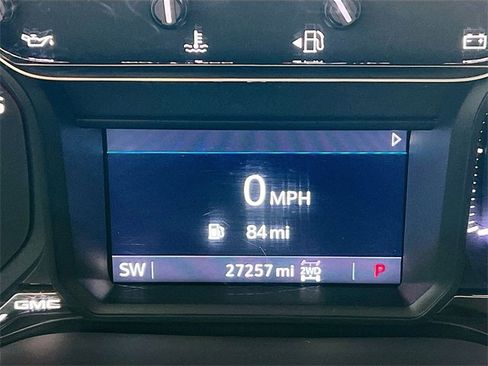 Used 2023 GMC Sierra 2500 SLE w/ SLE Value Package; image 15